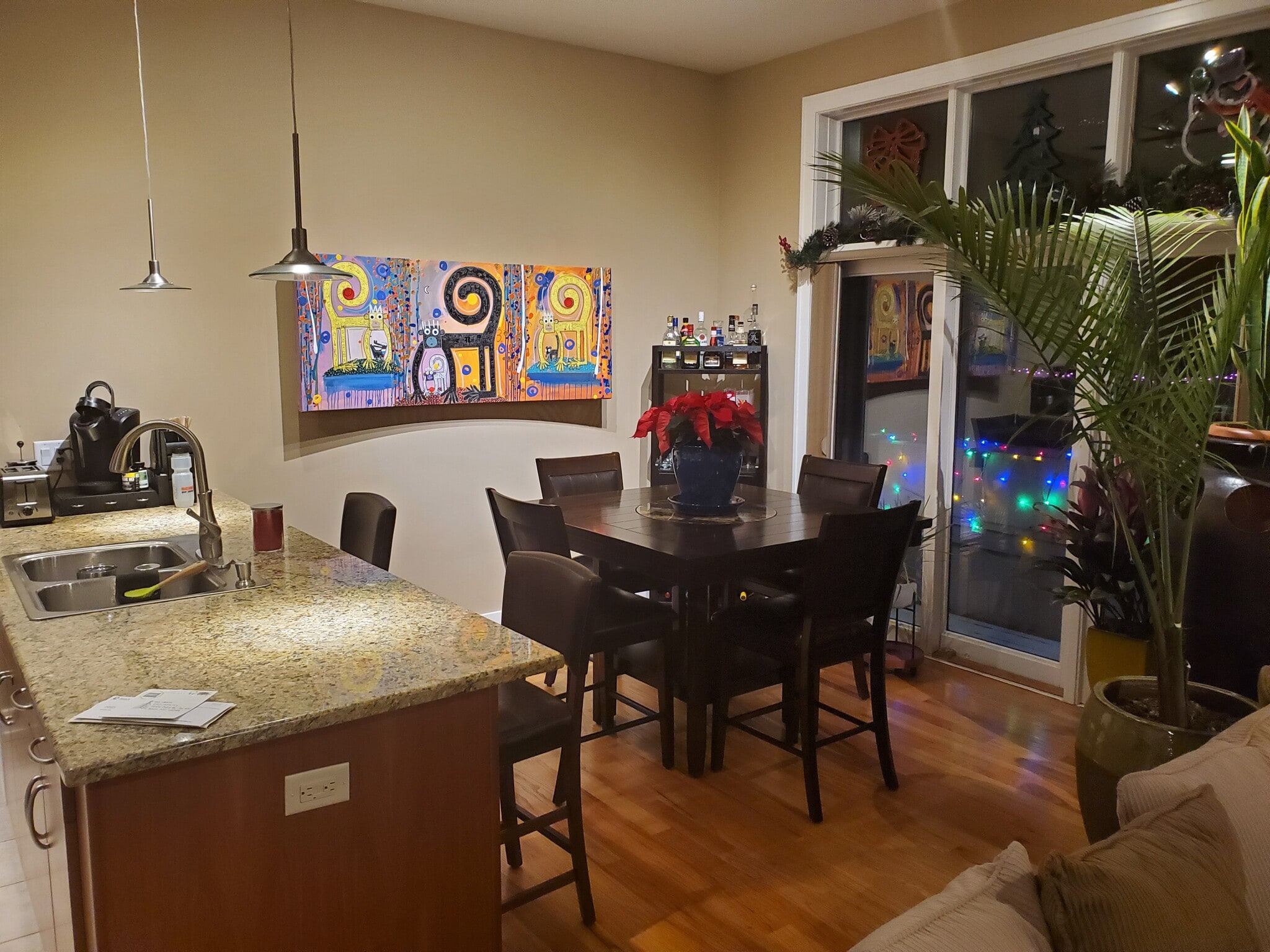 Dining Room - 1105 Mayberry Plaza