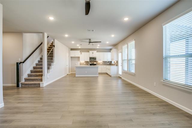 Building Photo - 5450 Ridgeway Dr