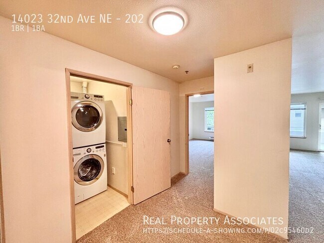 Building Photo - 14023 32nd Ave NE