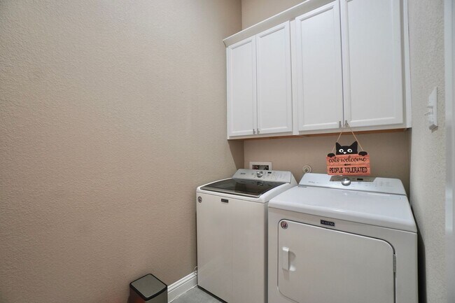 Building Photo - 20509 Christie Marie Ln