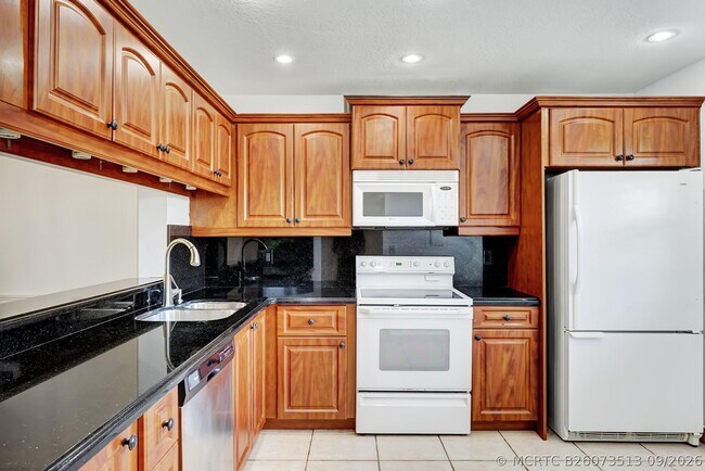 Building Photo - 6372 Boca Cir