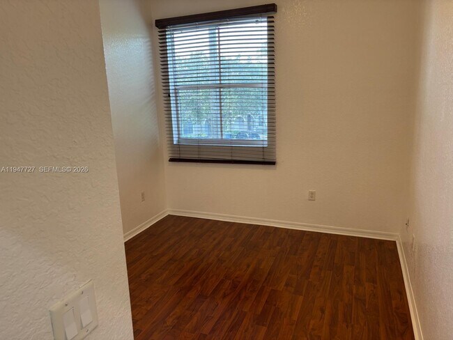 Building Photo - 4911 SW 140th Terrace