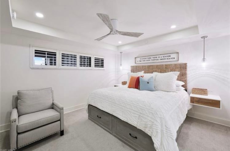 Building Photo - 100 N Collier Blvd