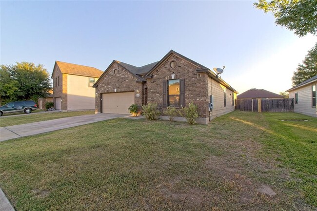 Building Photo - 2239 Howry Dr