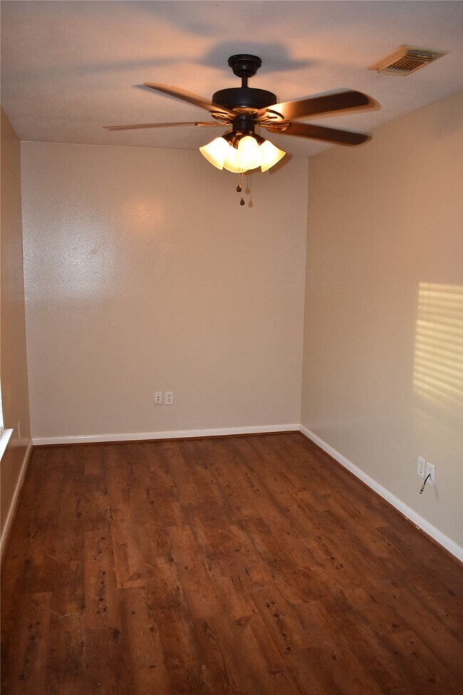 Building Photo - 5314 Tallowpine Terrace