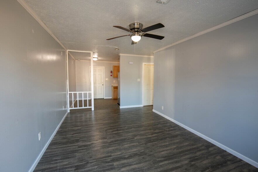 Building Photo - 5768 Aftonshire Dr