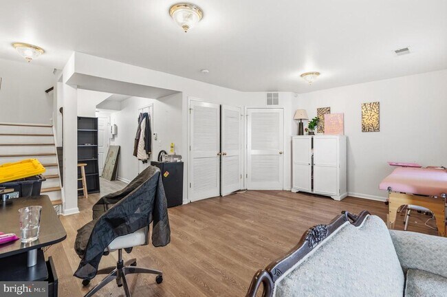 Building Photo - 9841 Cheshire Ridge Cir