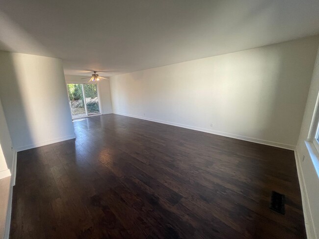 Building Photo - 5 BR/3 BA MORGAN HILL HOME AVAILABLE NOW!!!!!