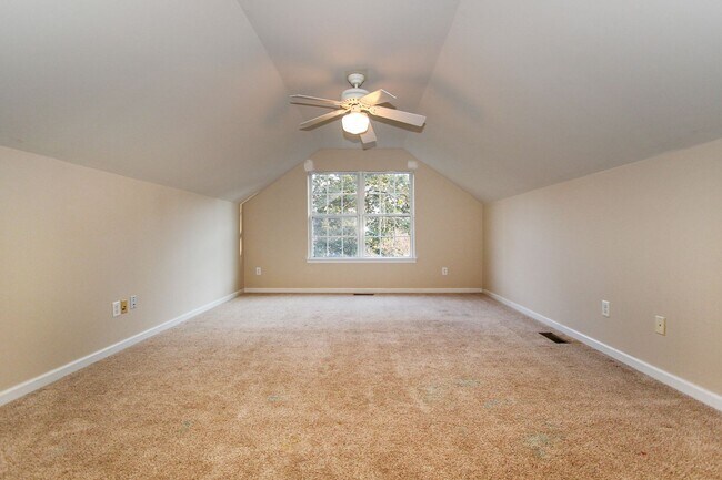 Building Photo - 3013 Mossy Creek Dr