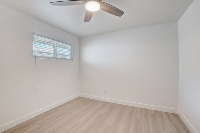 Building Photo - Newly Renovated One Bedroom near ASU in Te...