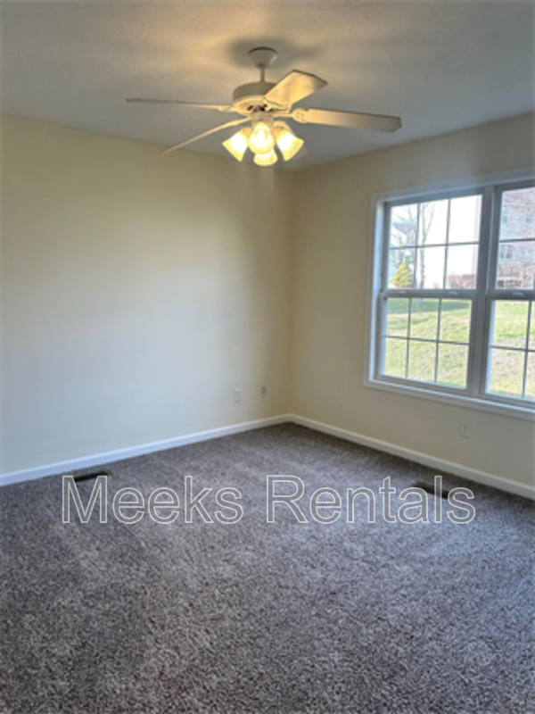 Building Photo - 28 Thor Way