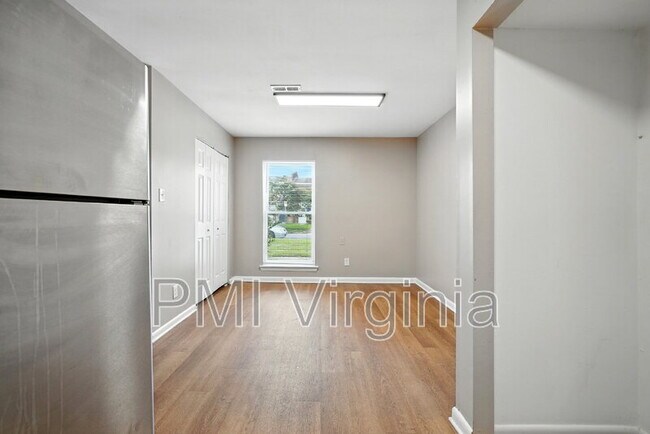 Building Photo - 1076 Dubose Dr