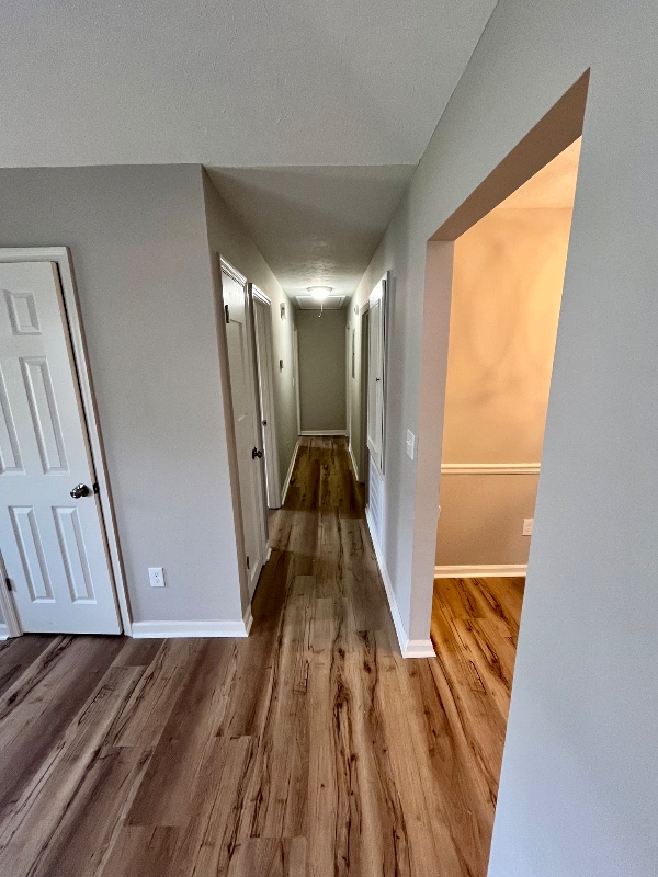 Building Photo - 6954 Cove Cir