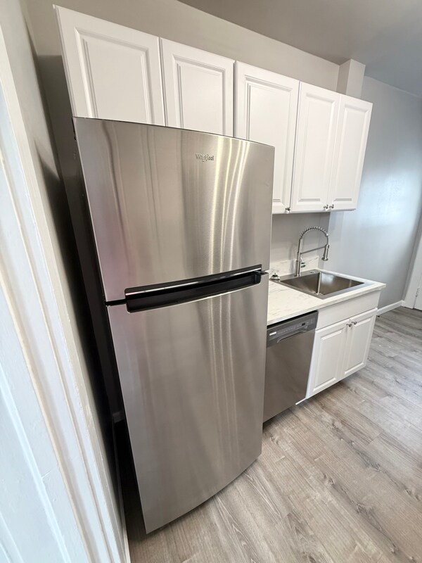 Building Photo - 1415 Leigh St