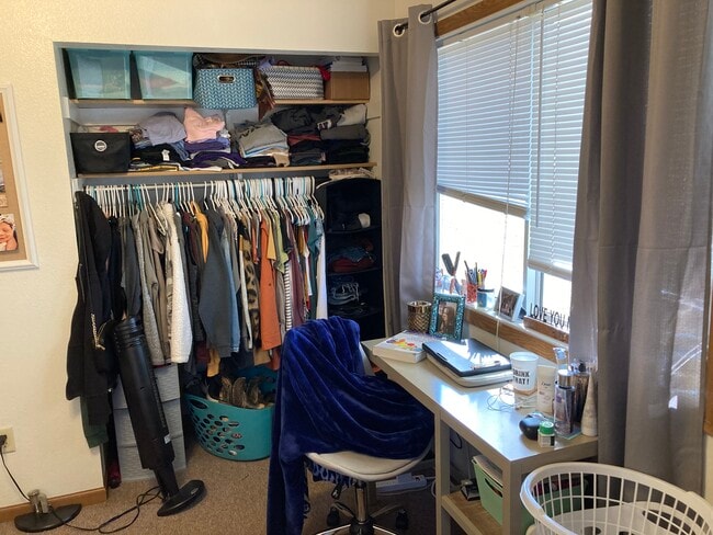 Bedroom #2 - closet - 110 Westgate Ave