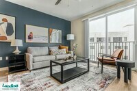 Building Photo - 632 Howard Rd SE