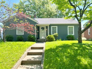Building Photo - East Side 2 Bedroom, 1  Bath Beauty with Fenced Backyard & Hardwood Floors
