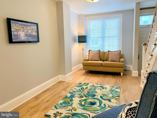 Updated Living Room - 3415 Mount Pleasant Ave