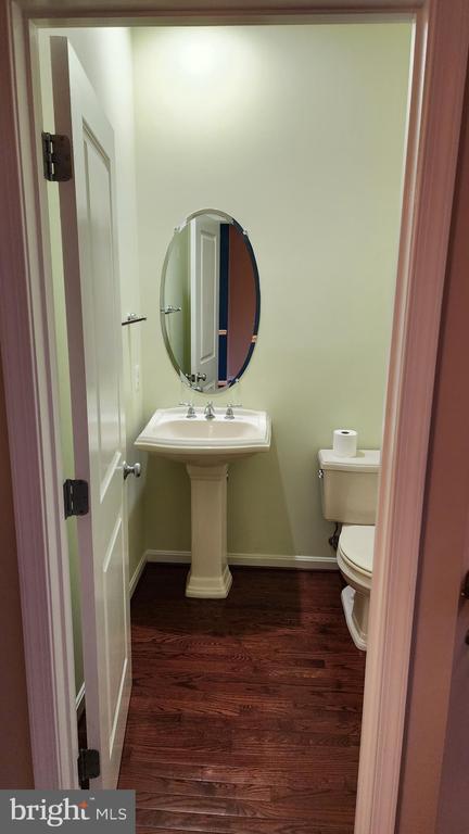 Building Photo - 25146 Harpenden Terrace