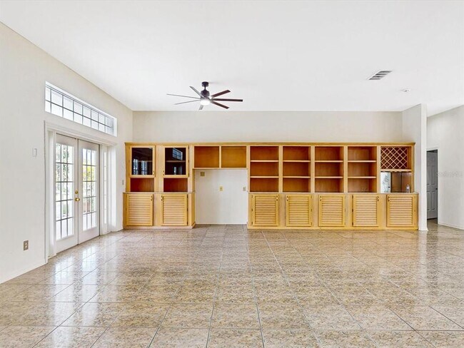 Building Photo - 3943 Ocita Dr