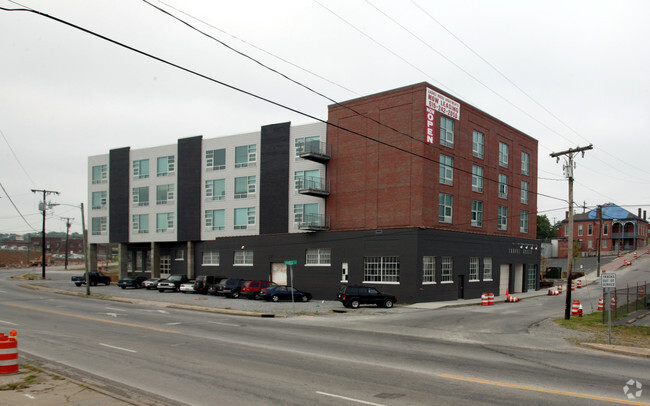 Building Photo - Laurel House Lofts