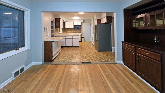 Building Photo - 70 Sunnycliff Dr