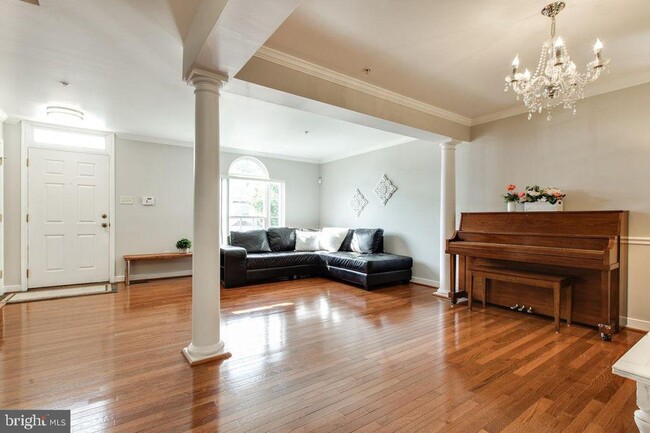 Building Photo - 1207 Pear Blossum Ct