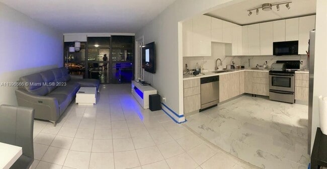 Building Photo - 400 Leslie Dr