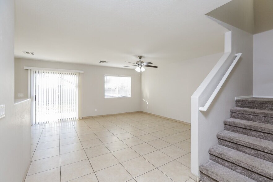 Building Photo - 10637 W Nez Perce St