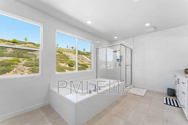 Building Photo - 28657 Windbreak Tr