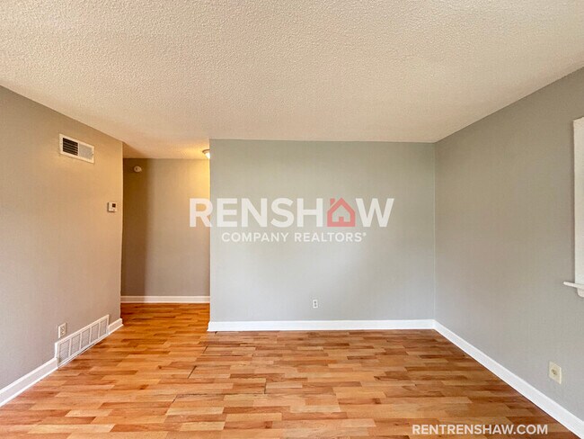 Building Photo - 3932 Dearborn St