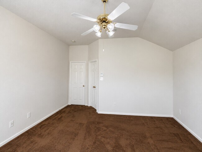 Building Photo - 20410 Nelva Park Ct