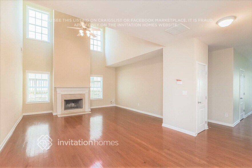 Building Photo - 3422 Rustic Trail Ln NE
