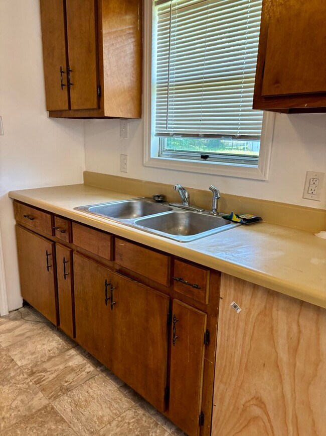 Building Photo - Your home, your style- Humboldt TN