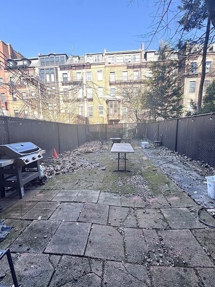 Building Photo - 233 Northampton St