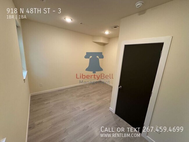 Building Photo - 918 N 48th St