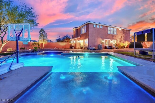 Building Photo - 9906 Stiges St