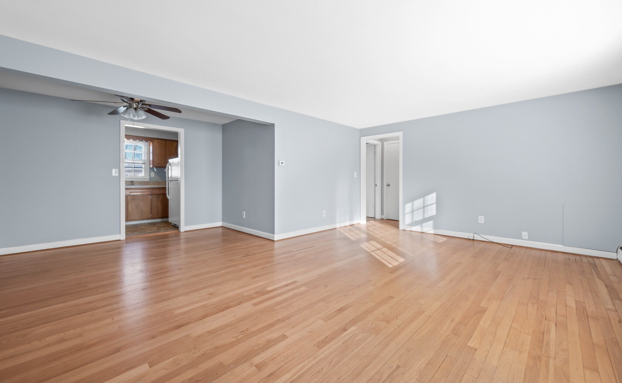 Building Photo - 67 Oak St