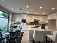 Building Photo - 141 Augustine