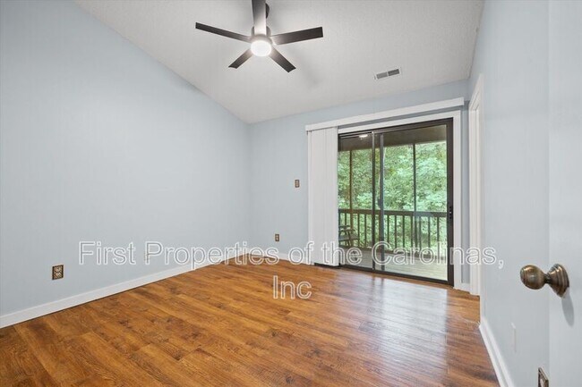 Building Photo - 4130 Charlotte Hwy