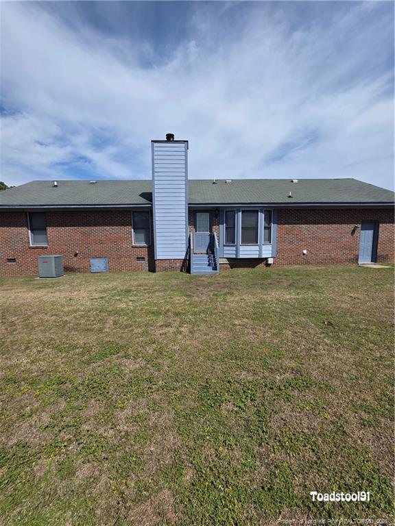 Building Photo - 513 Roundtree Dr