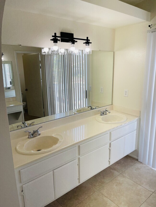 Building Photo - 25020 Jutland Dr