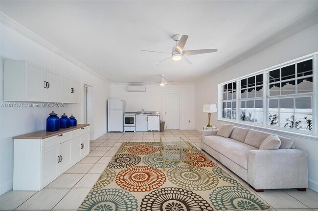 Building Photo - 1457 Certosa Ave