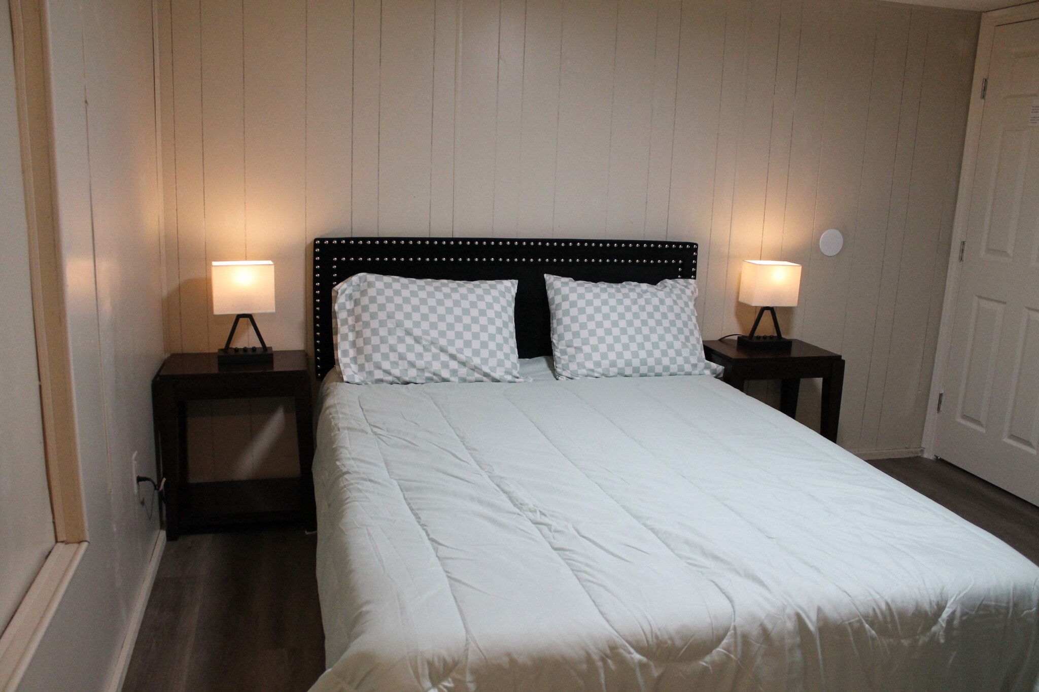 Bedroom - 2011 Miller Rd