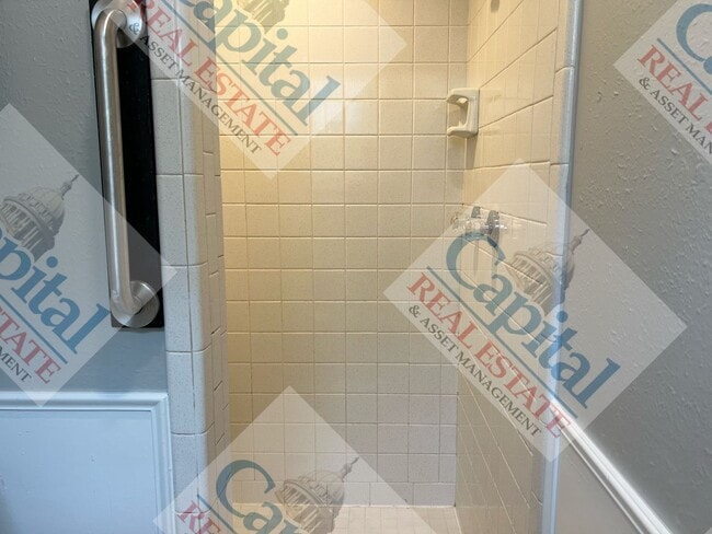 Building Photo - 3 Bedroom in Del City