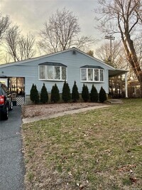 Building Photo - 226 Tree Rd