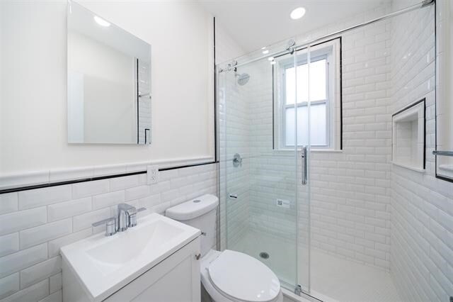 Building Photo - 33 Glenwood Ave