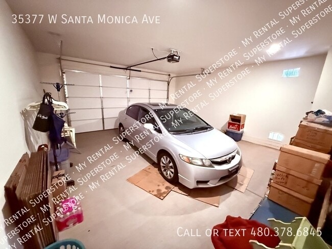 Building Photo - 35377 W Santa Monica Ave