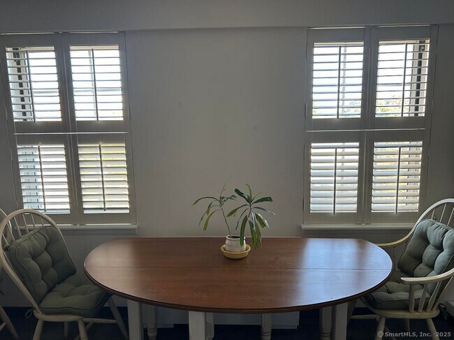 Building Photo - 59 Courtland Ave