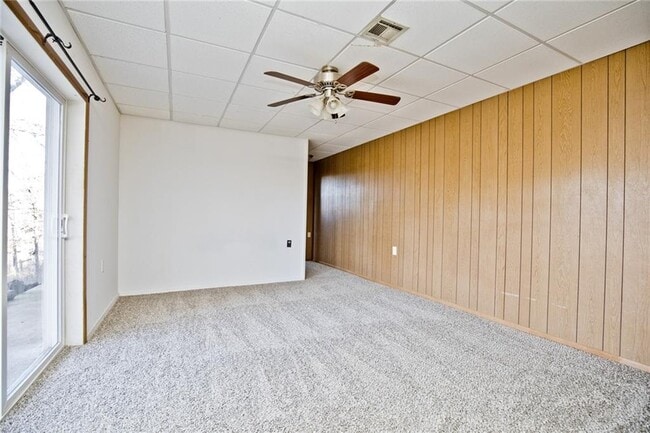 Building Photo - 11 Bromwich Ln